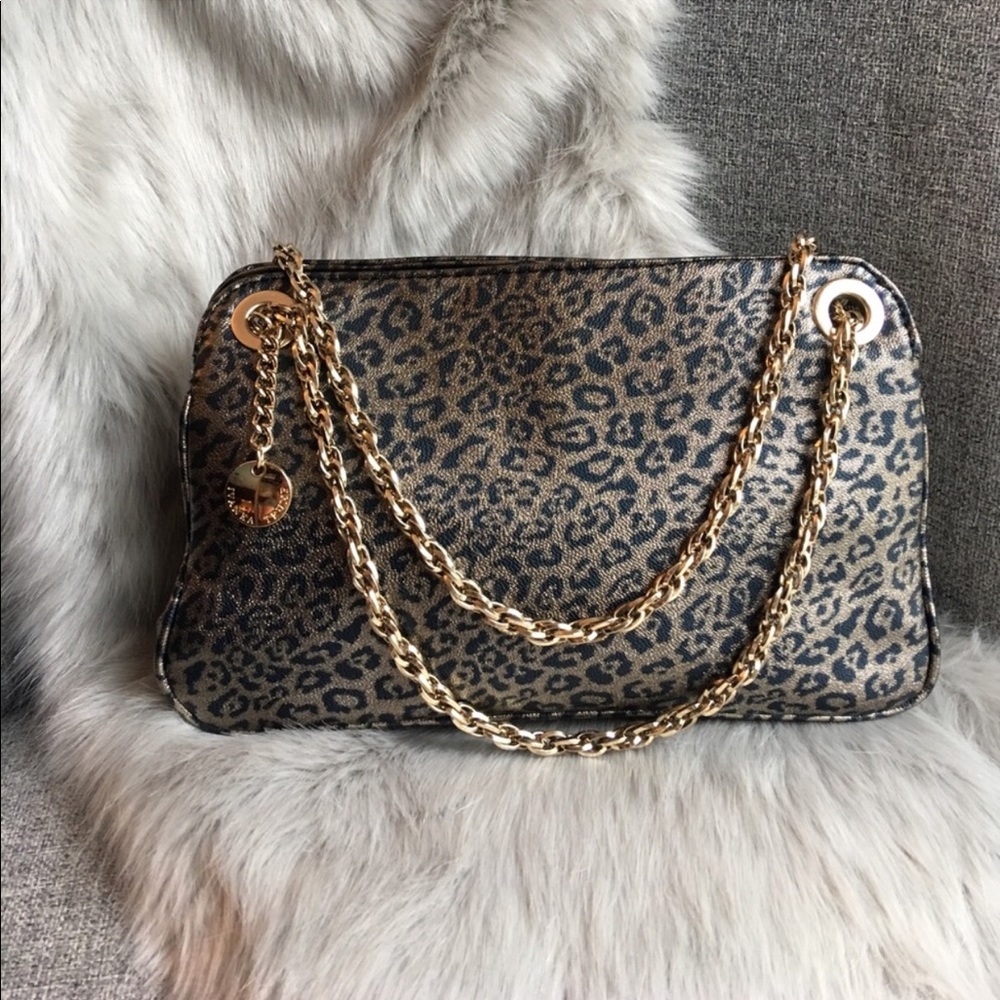 Ivanka Trump Cynthia Framed shoulder bag